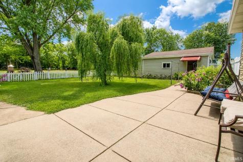1202 W Pacific Avenue Knox IN 46534