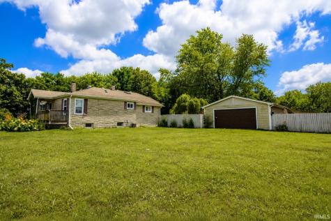 1202 W Pacific Avenue Knox IN 46534
