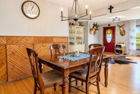 1202 W Pacific Avenue Knox IN 46534