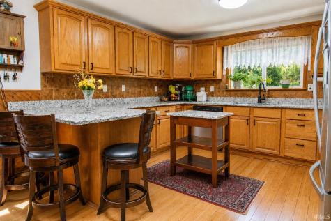 1202 W Pacific Avenue Knox IN 46534