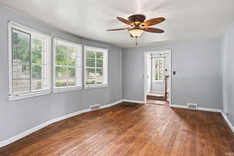 1450 Longfellow Avenue South Bend IN 46615