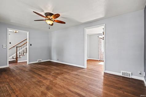 1450 Longfellow Avenue South Bend IN 46615