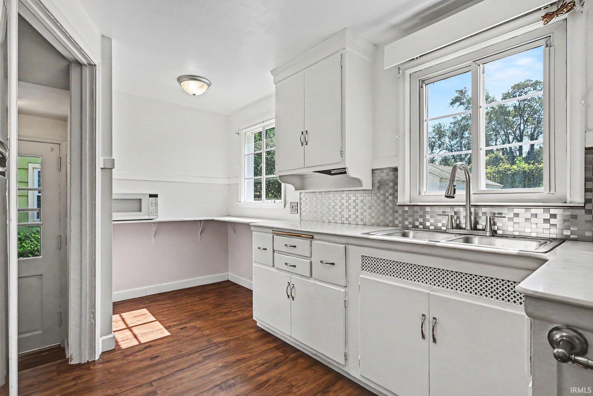 1450 Longfellow Avenue South Bend IN 46615