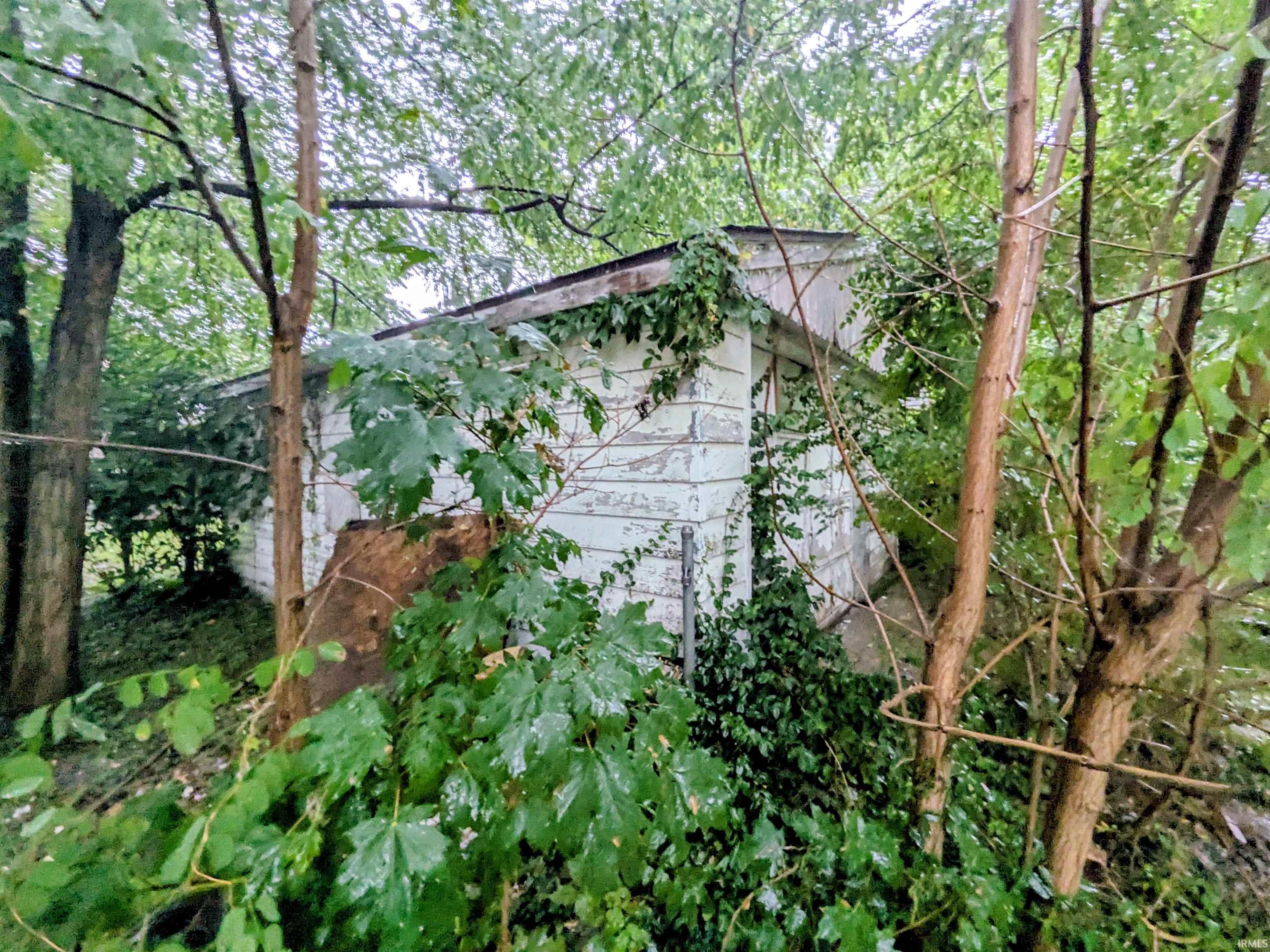 1725 S Scott Street South Bend IN 46613
