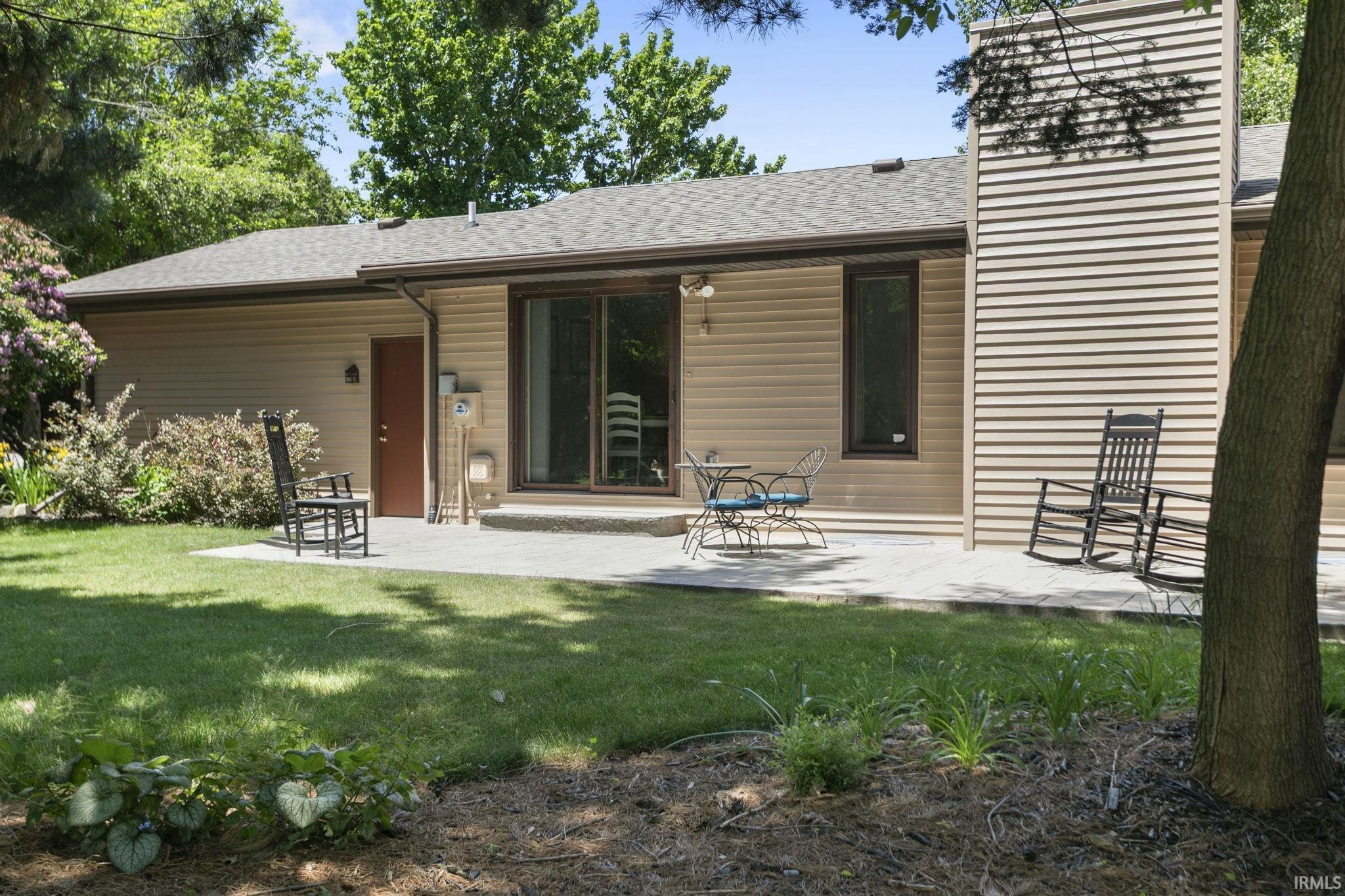 51270 Tee Court South Bend IN 46628