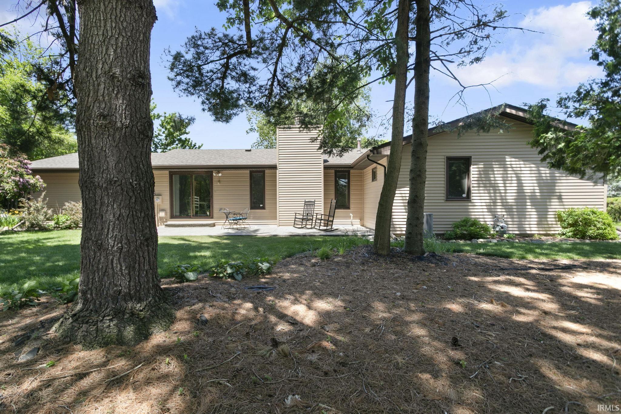 51270 Tee Court South Bend IN 46628