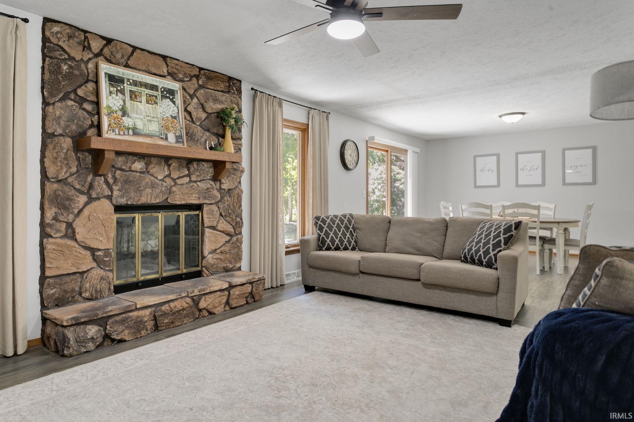 51270 Tee Court South Bend IN 46628
