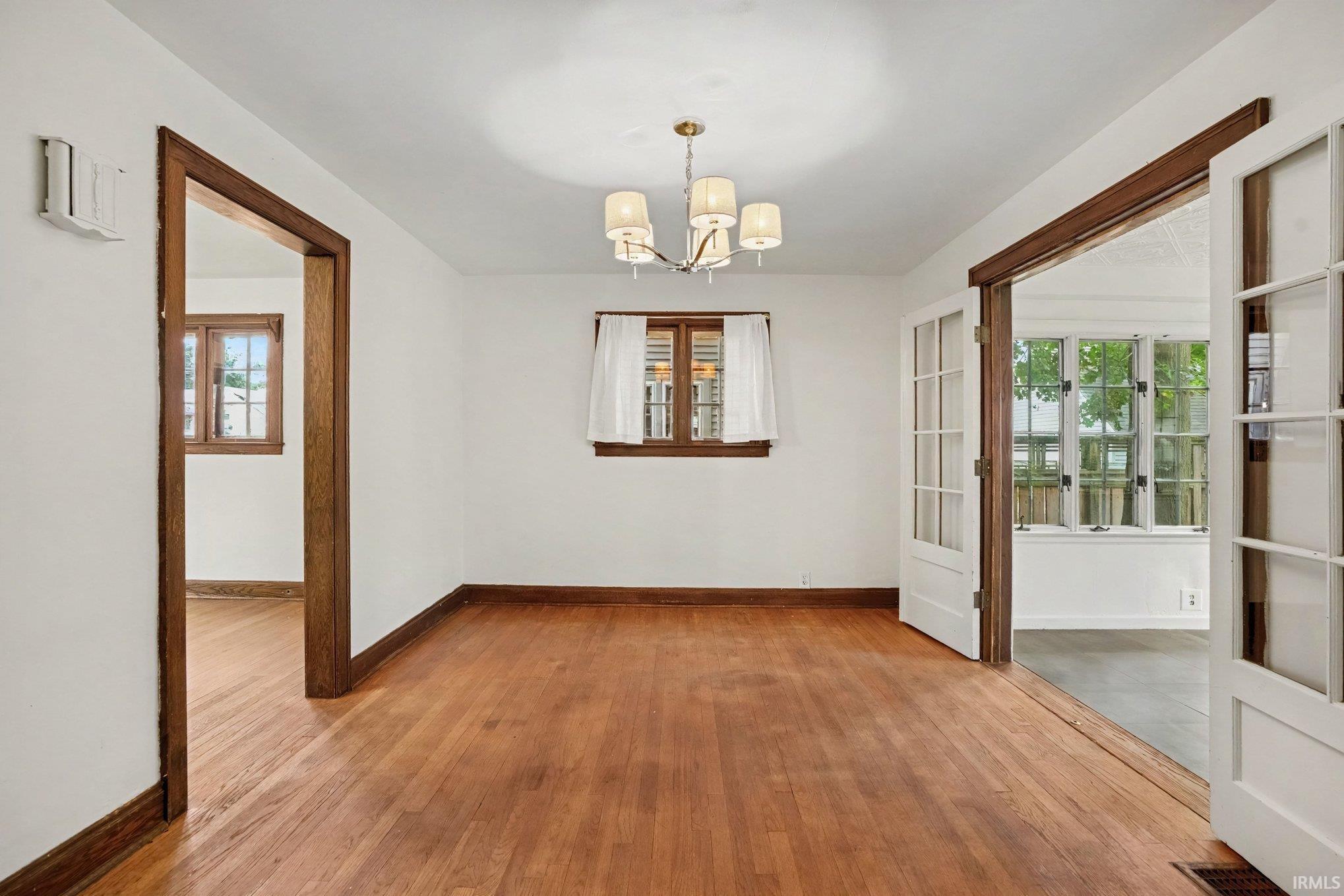 829 E Woodside Street South Bend IN 46614