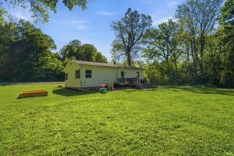 5733 Us 421 Rossville IN 46065