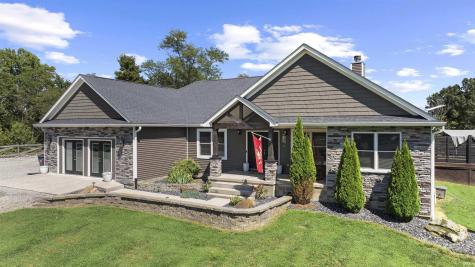 11484 E St Road 58 Bloomfield IN 47424
