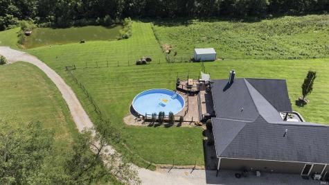 11484 E St Road 58 Bloomfield IN 47424