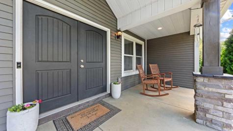 11484 E St Road 58 Bloomfield IN 47424