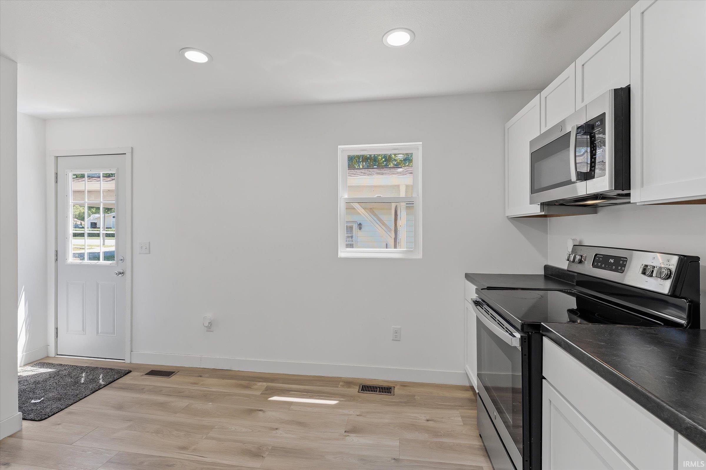 706 Jackson Street Walkerton IN 46574