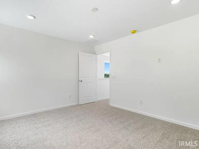 1461 Greencastle Drive Warsaw IN 46582