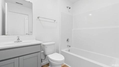1461 Greencastle Drive Warsaw IN 46582