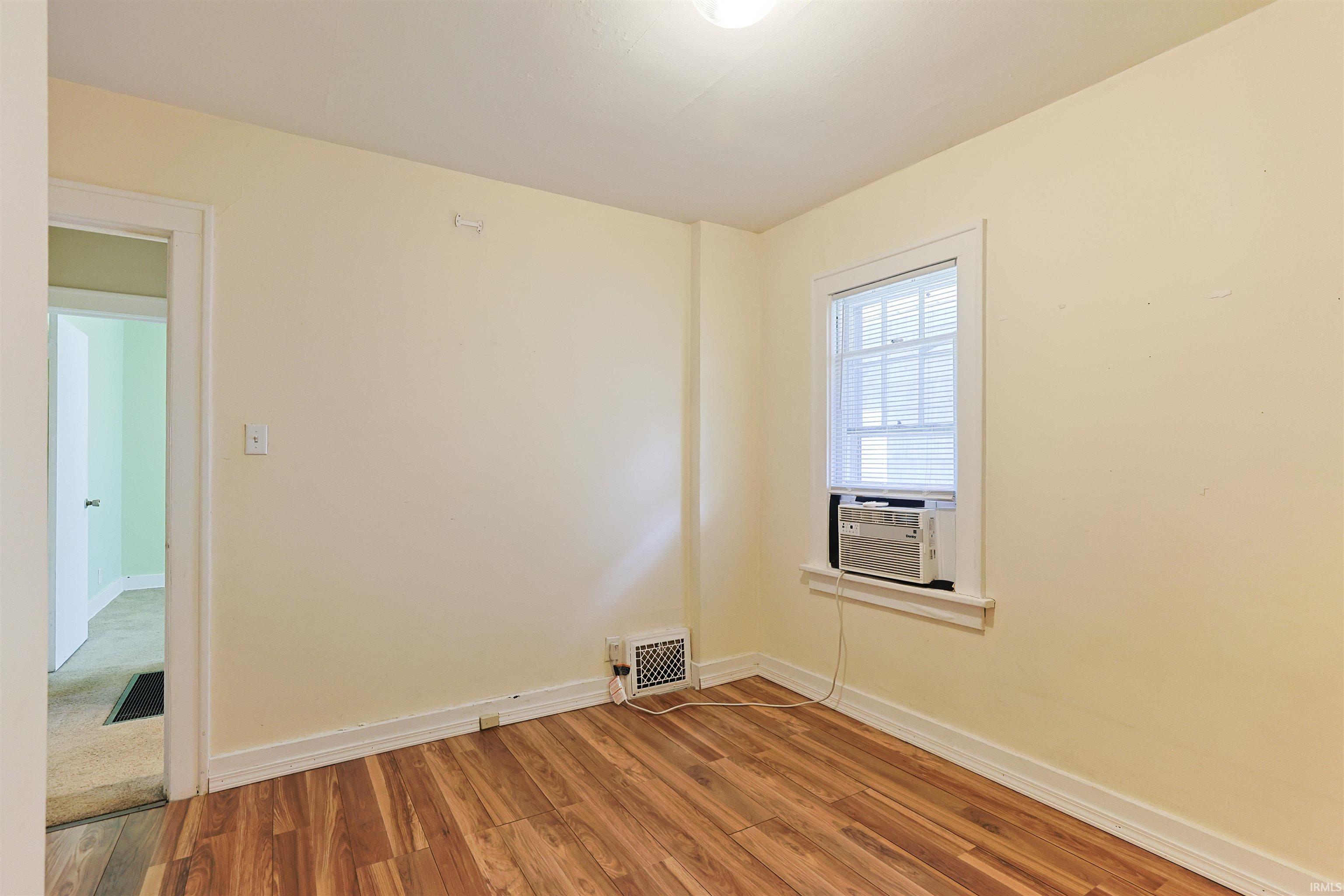 2157 Berkley Place South Bend IN 46616
