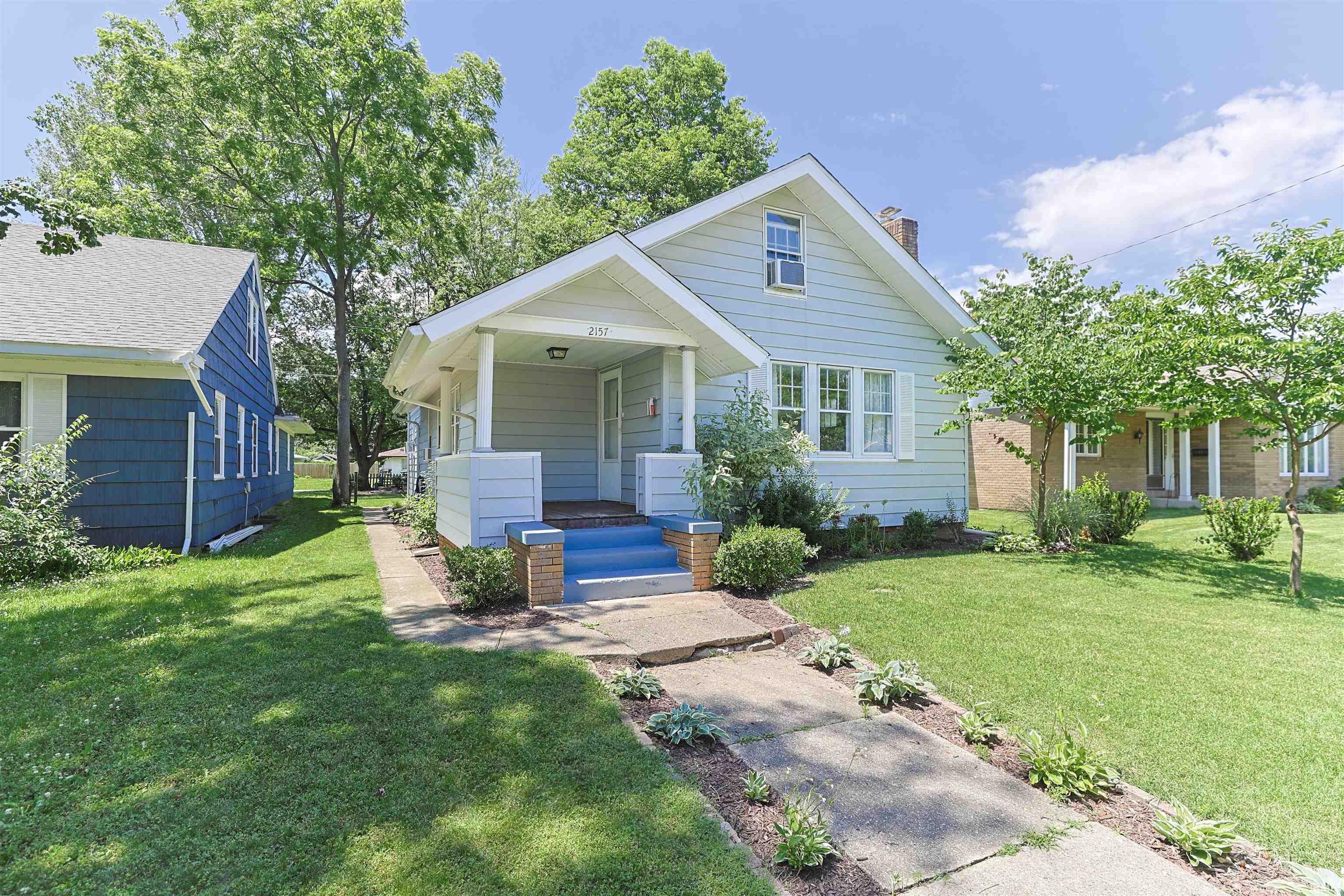 2157 Berkley Place South Bend IN 46616