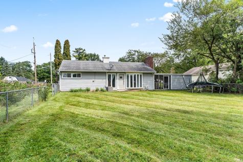 116 E Hoover Drive Fort Wayne IN 46816