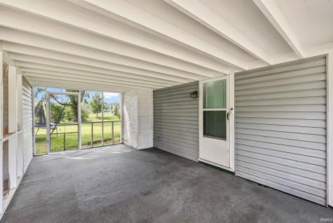 116 E Hoover Drive Fort Wayne IN 46816