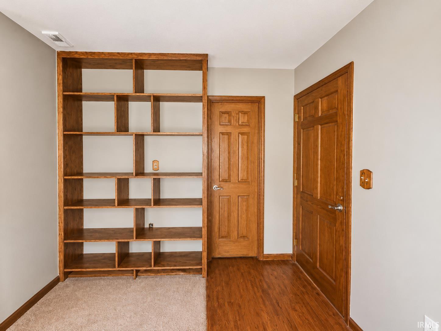 9540 Sunny Side Drive Plymouth IN 46563