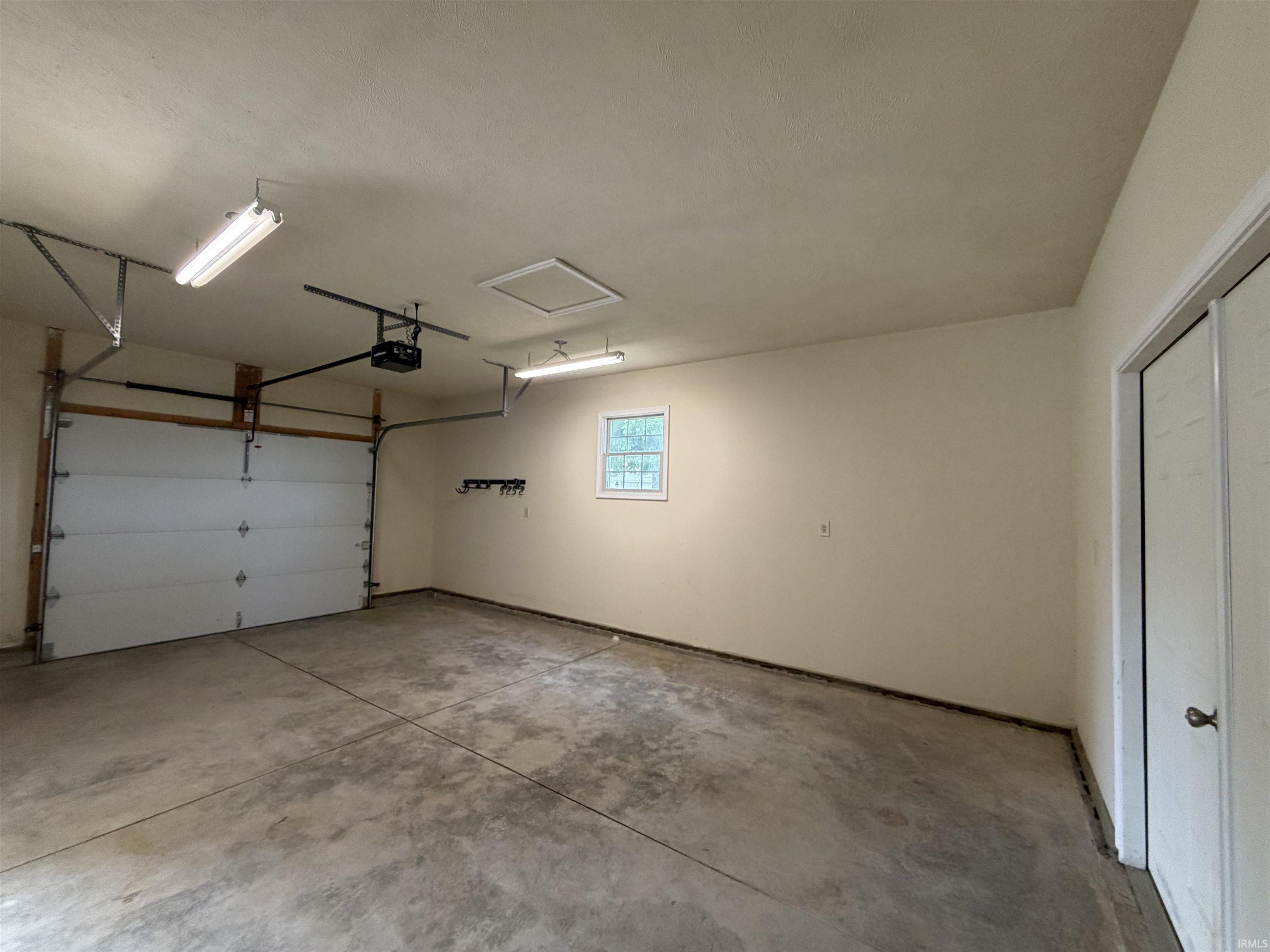 9540 Sunny Side Drive Plymouth IN 46563