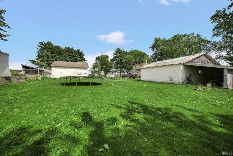 5885 N 575 W Road Winamac IN 46996