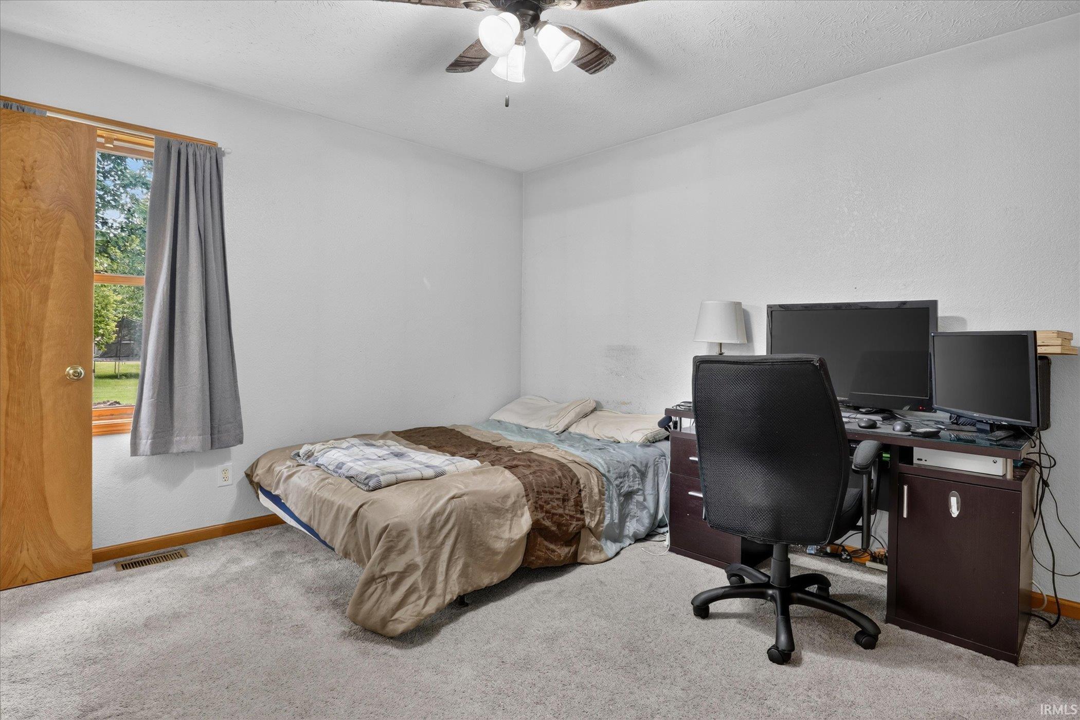 65652 Buttercup Avenue Goshen IN 46528