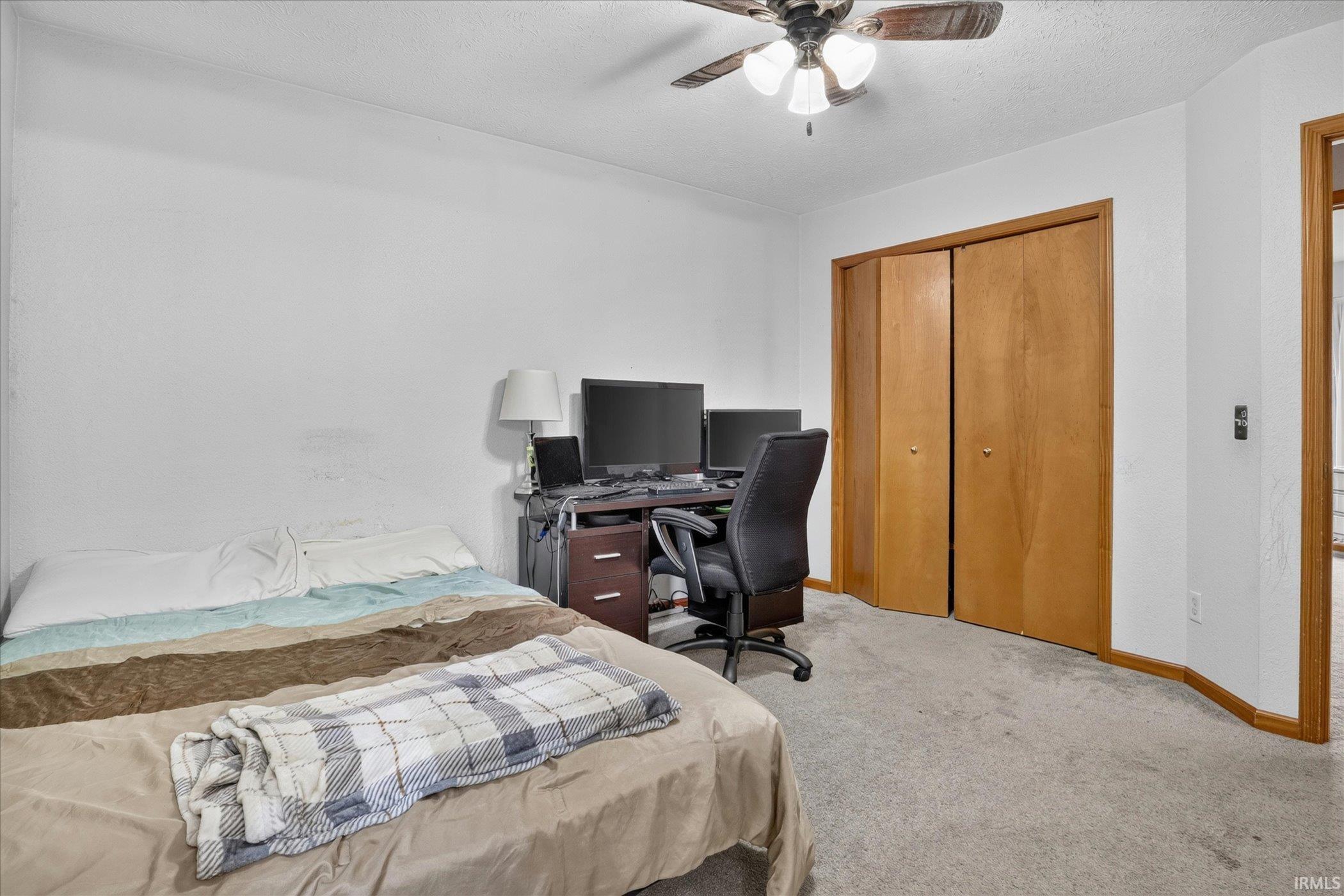 65652 Buttercup Avenue Goshen IN 46528