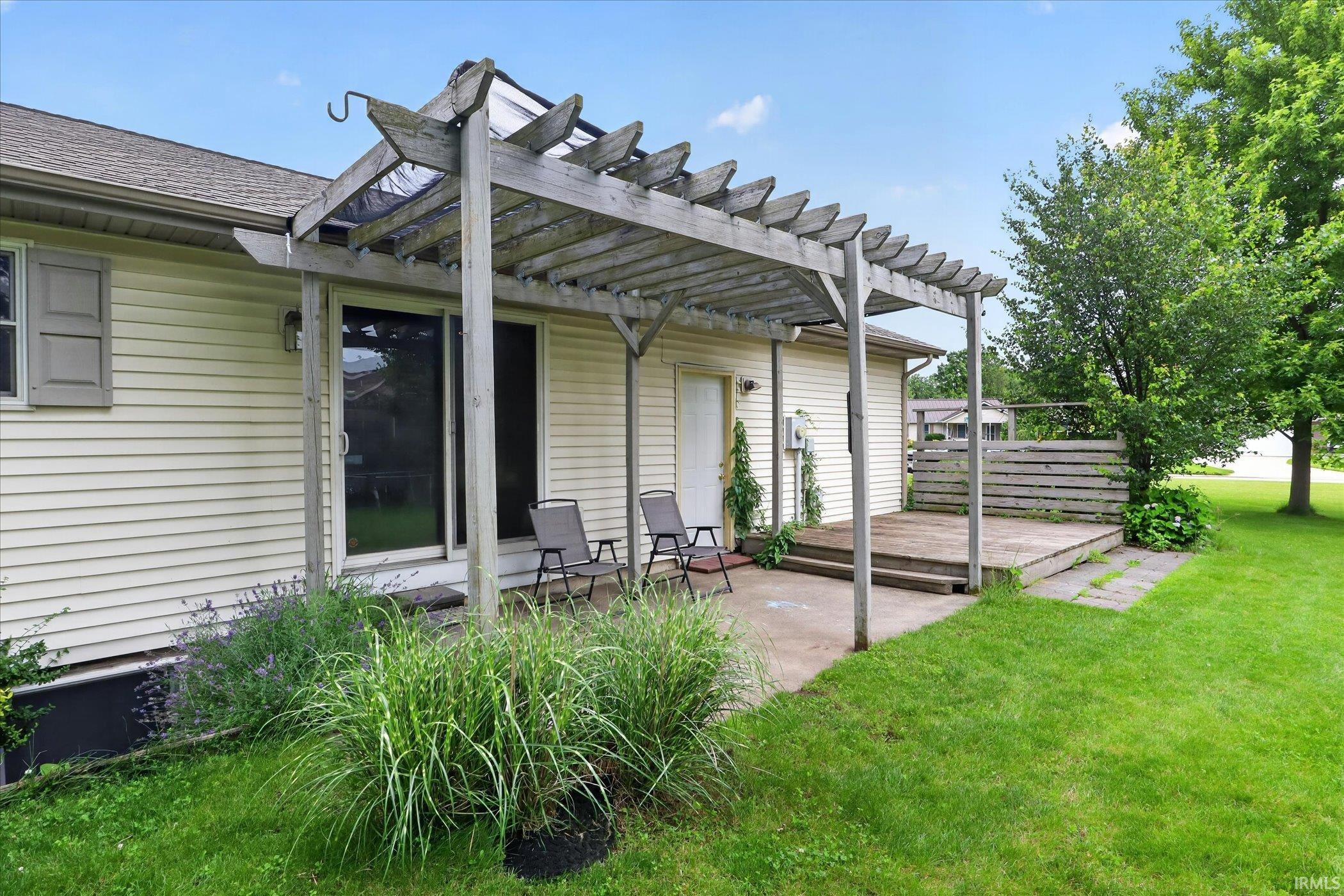 65652 Buttercup Avenue Goshen IN 46528