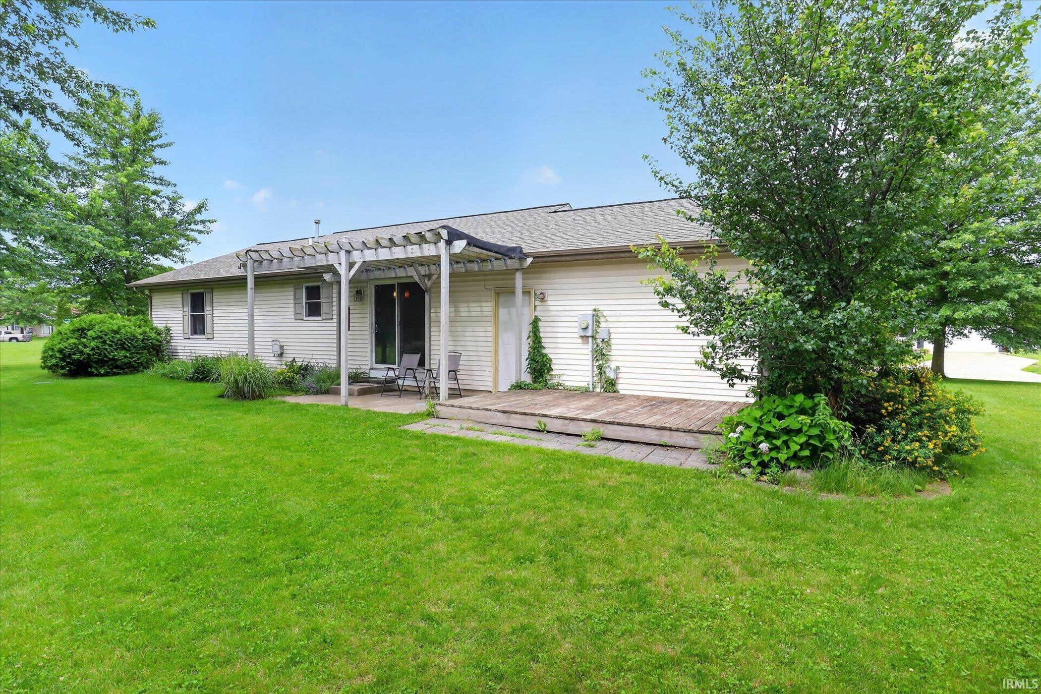 65652 Buttercup Avenue Goshen IN 46528