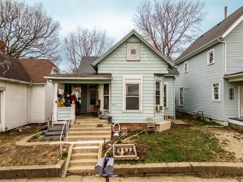 409 N Pershing Drive Muncie IN 47305