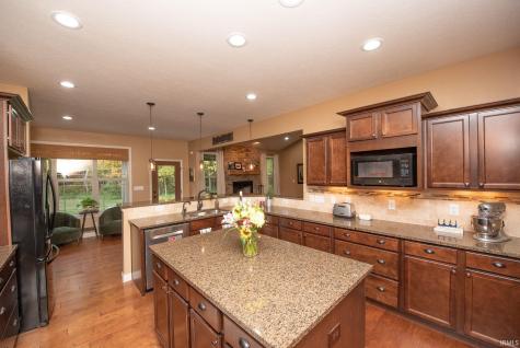 2837 S 900 East Lafayette IN 47905