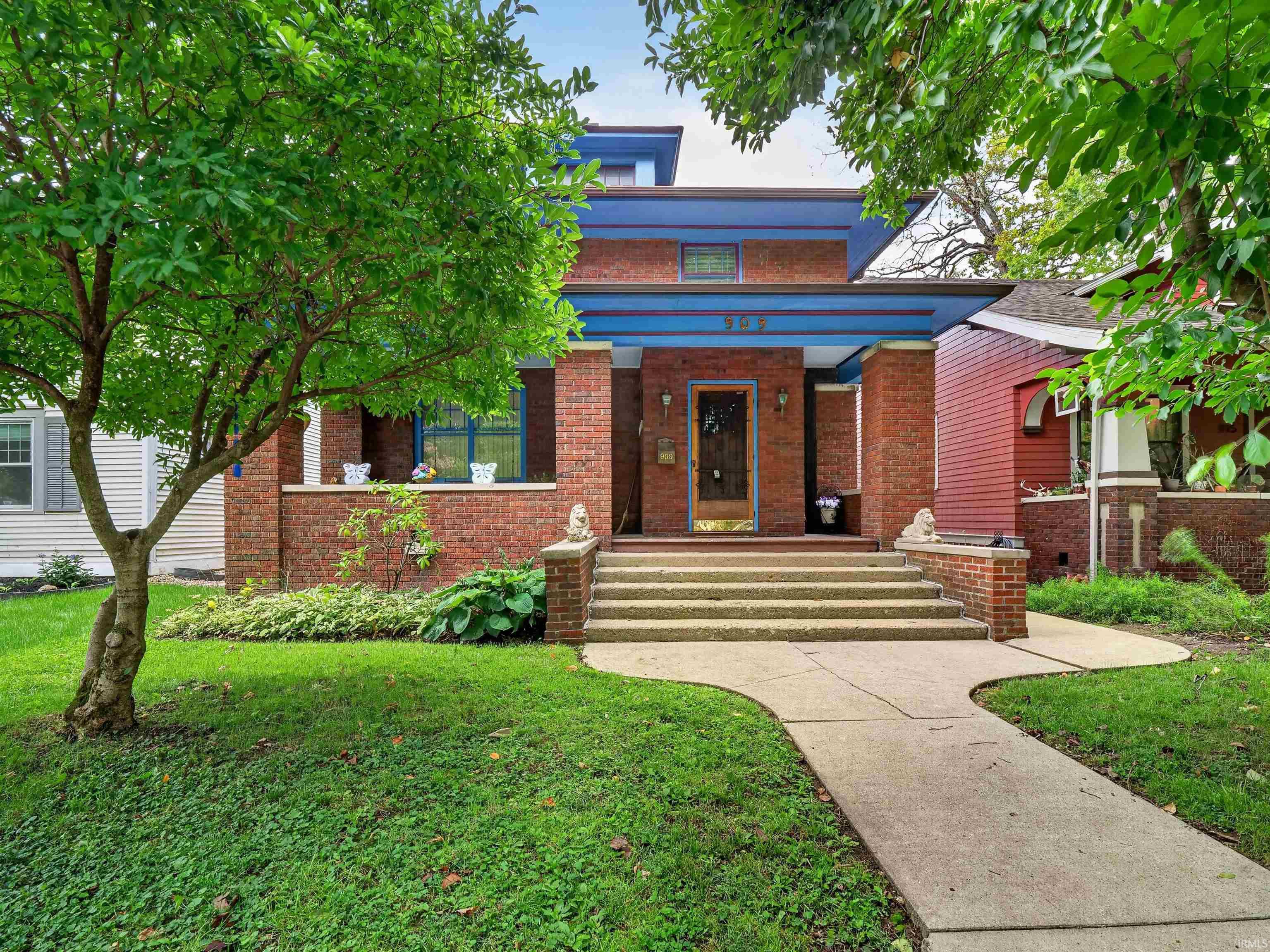 909 W Wildwood Avenue Fort Wayne IN 46807