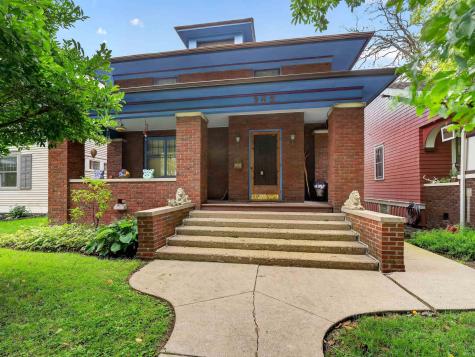 909 W Wildwood Avenue Fort Wayne IN 46807