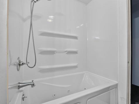 909 W Wildwood Avenue Fort Wayne IN 46807