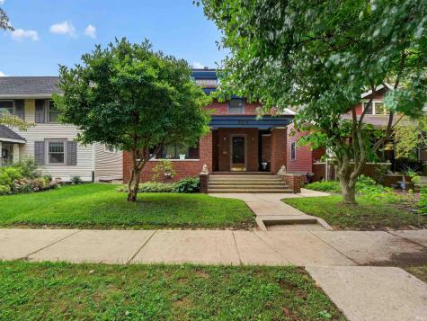 909 W Wildwood Avenue Fort Wayne IN 46807