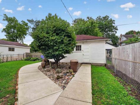 909 W Wildwood Avenue Fort Wayne IN 46807