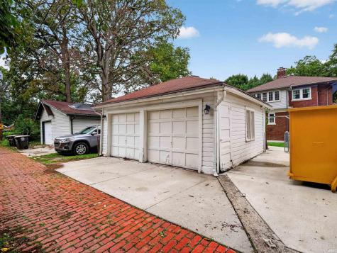 909 W Wildwood Avenue Fort Wayne IN 46807
