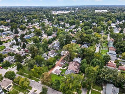 909 W Wildwood Avenue Fort Wayne IN 46807