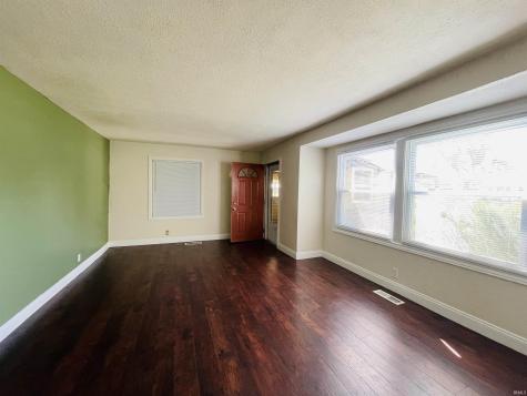 221 S D Street Gas City IN 46933