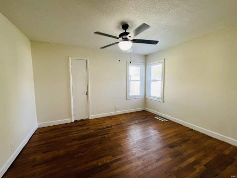 221 S D Street Gas City IN 46933