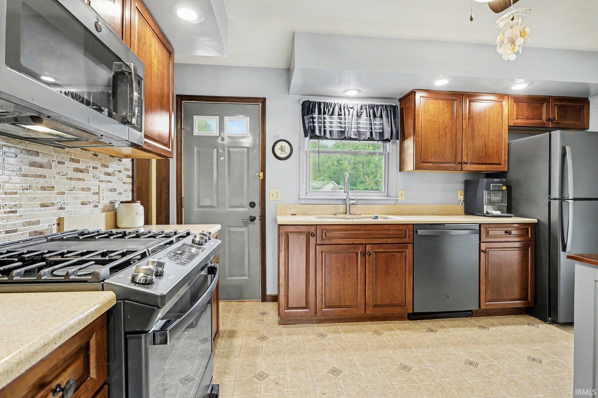 57161 Clona Court South Bend IN 46619