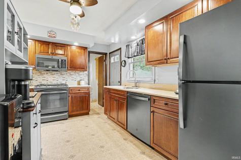57161 Clona Court South Bend IN 46619