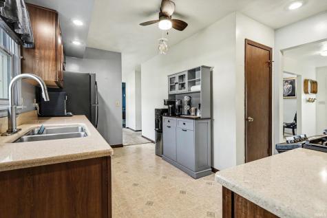 57161 Clona Court South Bend IN 46619
