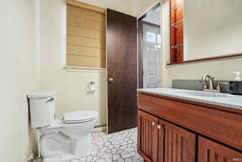 57161 Clona Court South Bend IN 46619
