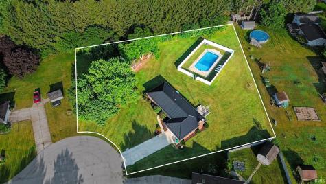 57161 Clona Court South Bend IN 46619