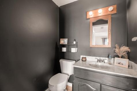 12033 S 500 W Brookston IN 47923