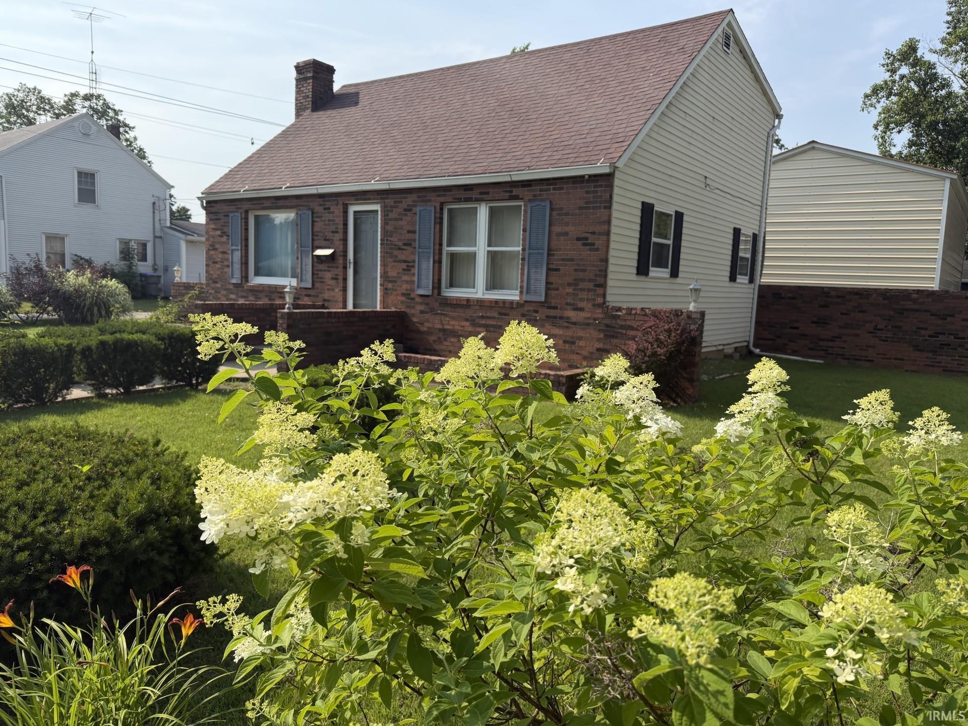 1107 E Douglas Street Goshen IN 46526