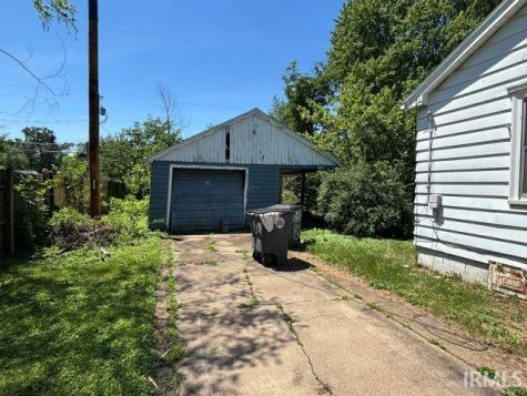 1823 Covert Avenue Evansville IN 47714