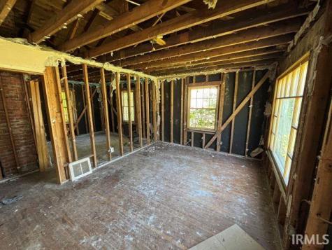 1823 Covert Avenue Evansville IN 47714
